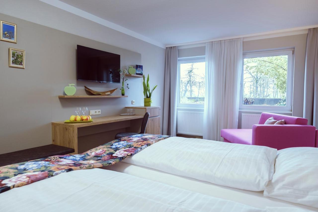 Apfelbluete Bed & Breakfast 8 Km Vom Bodensee Salem  Ngoại thất bức ảnh